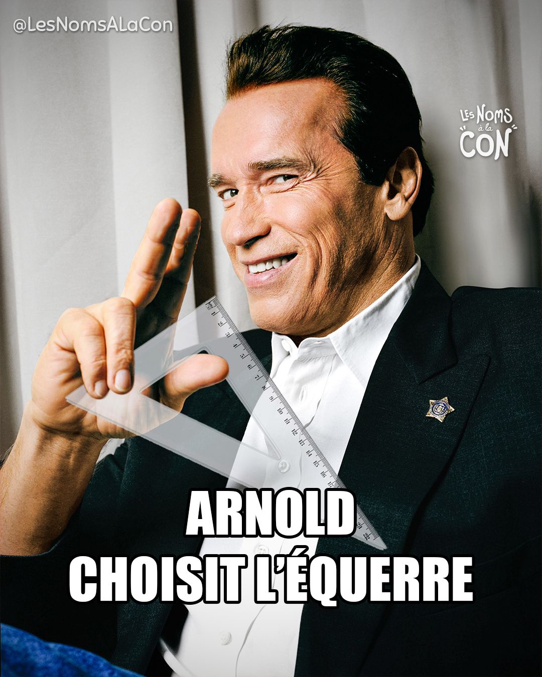 Arnold Choisit l'équerre